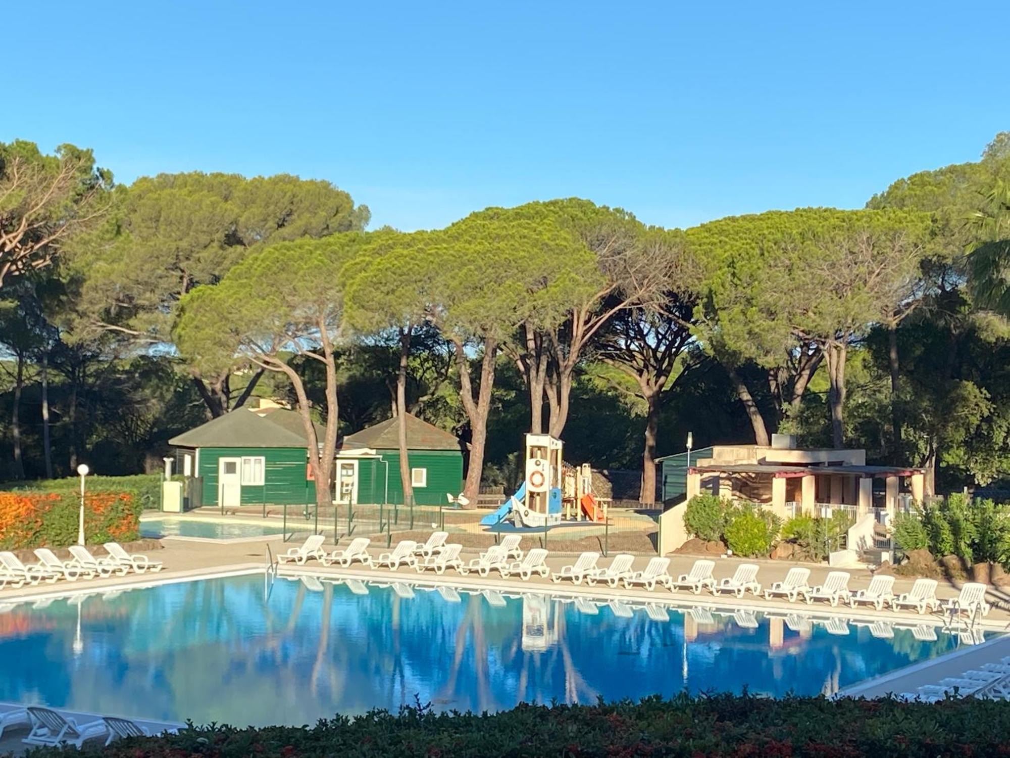 Domaine Valescure Appartement 1 Ou 2 Pieces Vue Jardin Ou Piscine Saint-Raphaël Buitenkant foto