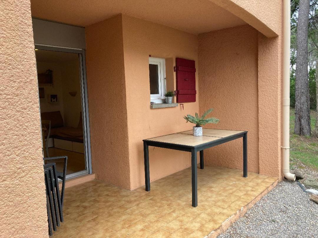 Domaine Valescure Appartement 1 Ou 2 Pieces Vue Jardin Ou Piscine Saint-Raphaël Buitenkant foto