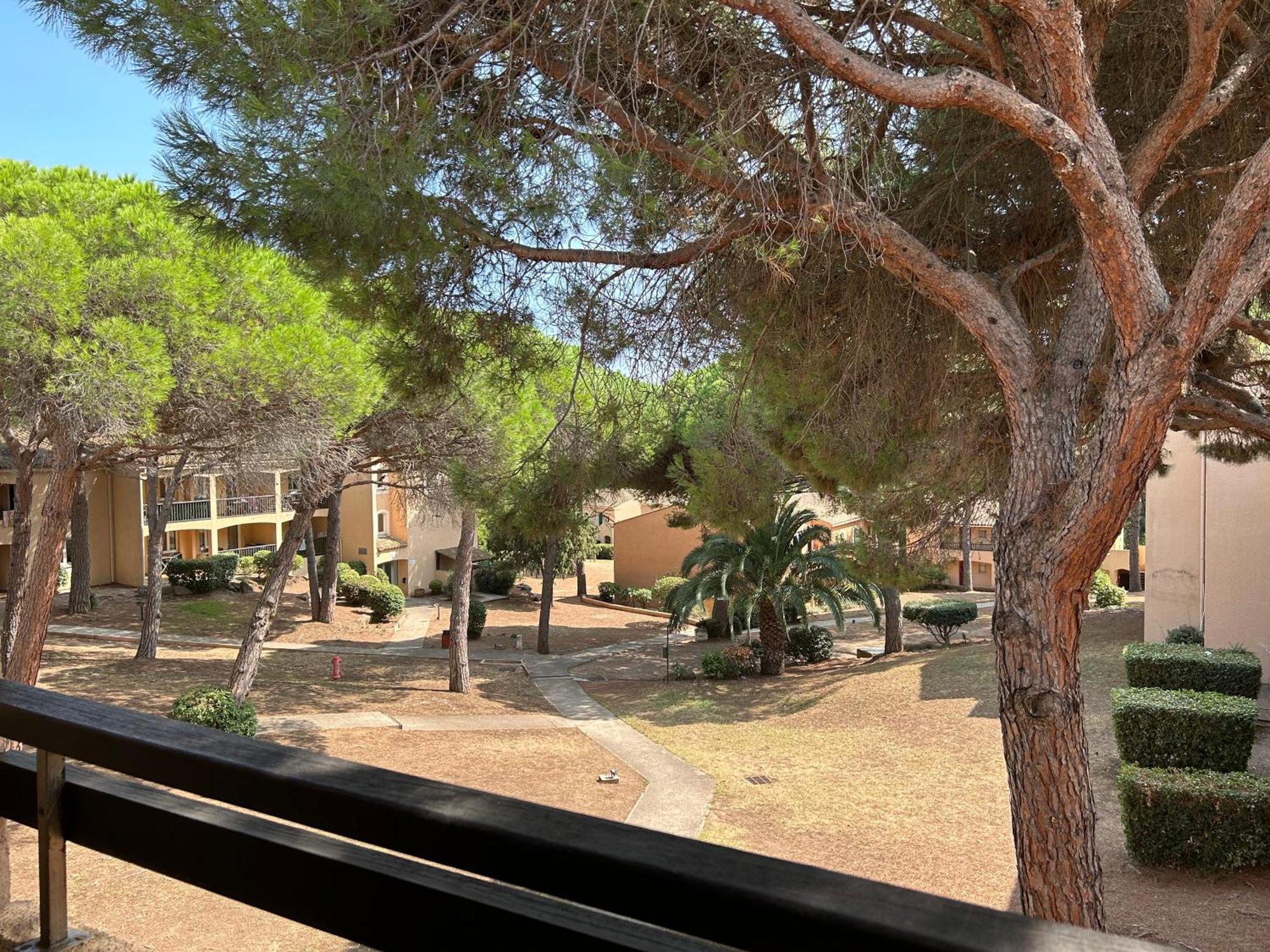 Domaine Valescure Appartement 1 Ou 2 Pieces Vue Jardin Ou Piscine Saint-Raphaël Buitenkant foto